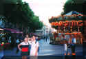 05-36_ 06-26_ Avignon.jpg (154605 bytes)