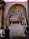2-123_ 07-09`1609_ Florence.jpg (113674 bytes)