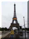 2-175_ 07-13`1404_ Paris.jpg (84581 bytes)