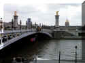 2-206_ 07-14`1336_ Paris.jpg (107879 bytes)