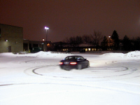 Snow Driving 03.jpg (132972 bytes)