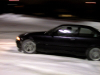 Snow Driving 07.jpg (83683 bytes)