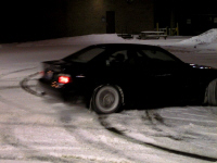 Snow Driving 09.jpg (90681 bytes)