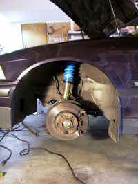 Strut_Installed.jpg (34009 bytes)